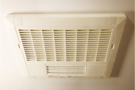 浴室換気暖房乾燥機