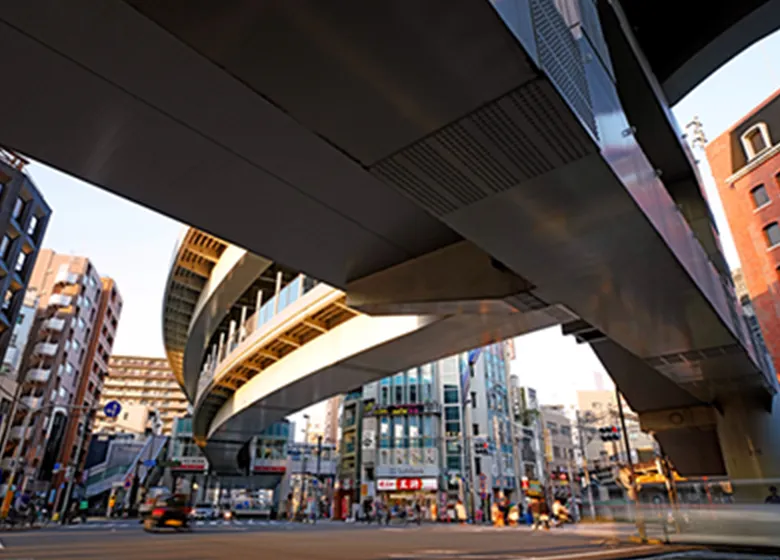 ｢西日暮里｣駅