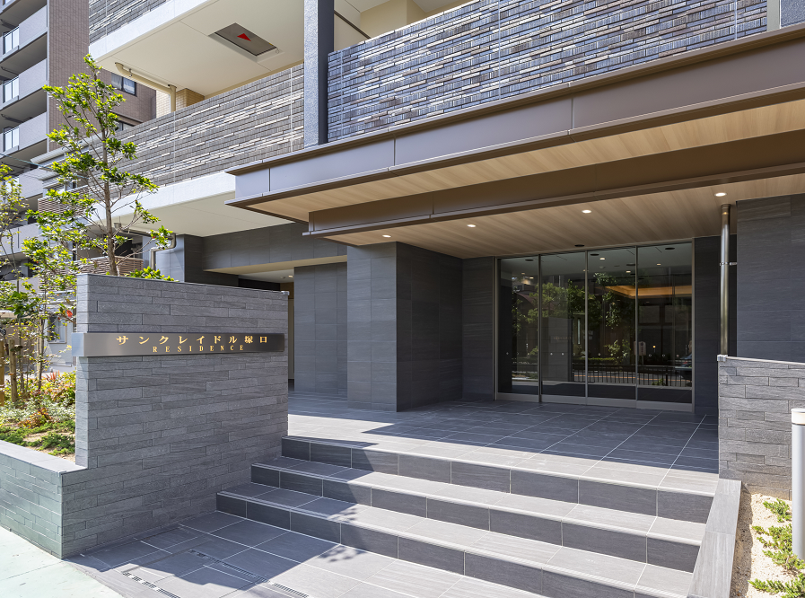 修繕積立金と管理費の違いを解説｜2つの積立方式とマンション購入時の注意点も紹介